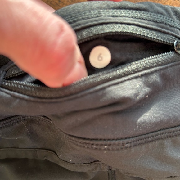 Lululemon black Speed Up Shorts - Picture 4 of 6